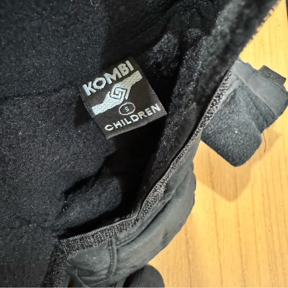 Kombi Winter Ski Mittens Children’s Size S Black